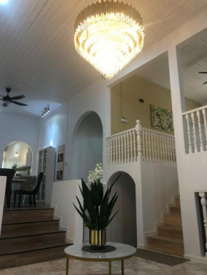 Calma Villa Jalan Sultanah